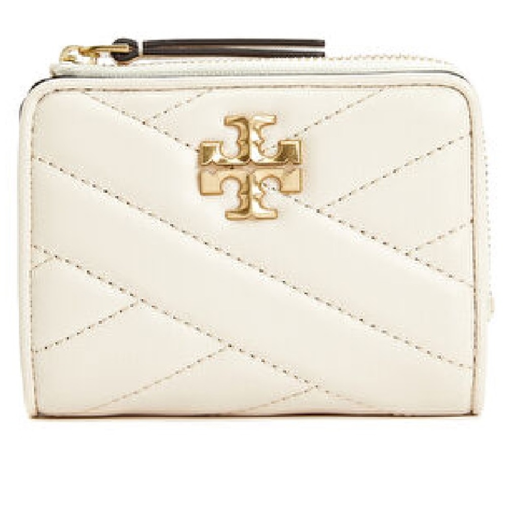 Tory Burch Ivory Quilted Leather Wallet with Gold Logo